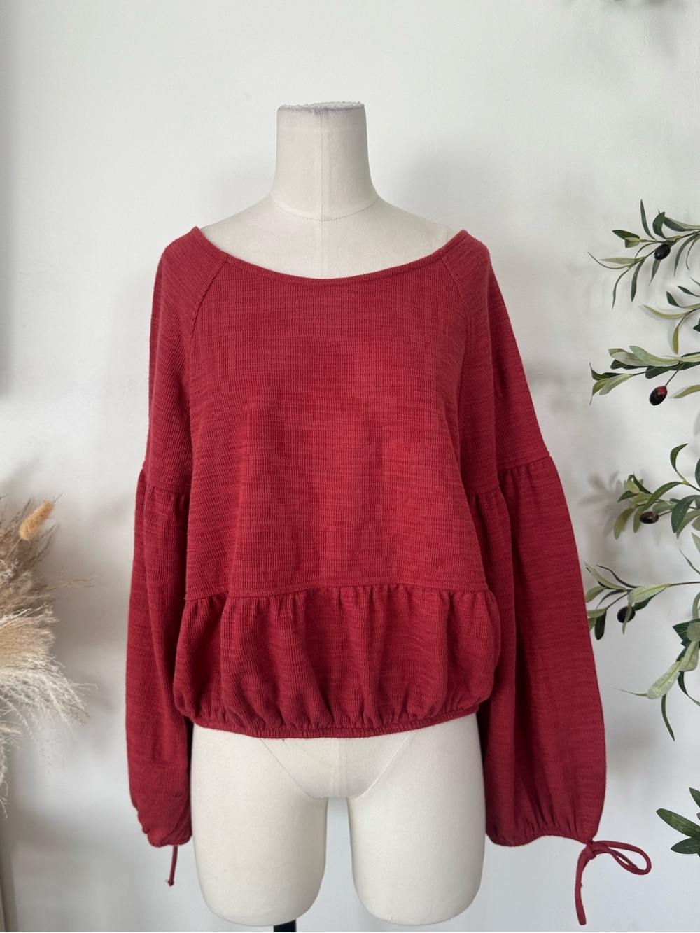 Aerie Red Cotton Peplum Balloon Sleeve Top Size M